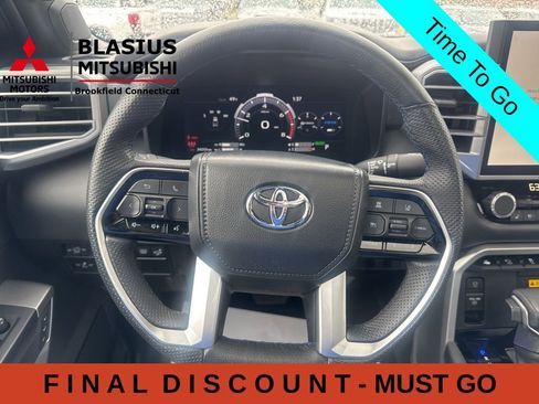 Used 2024 Toyota Tundra Platinum AWD/4WD image 24