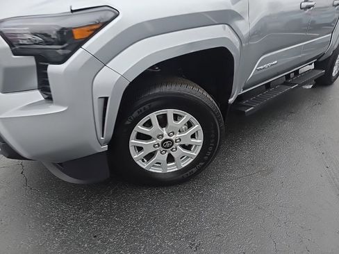 Certified 2024 Toyota Tacoma SR5 image 2