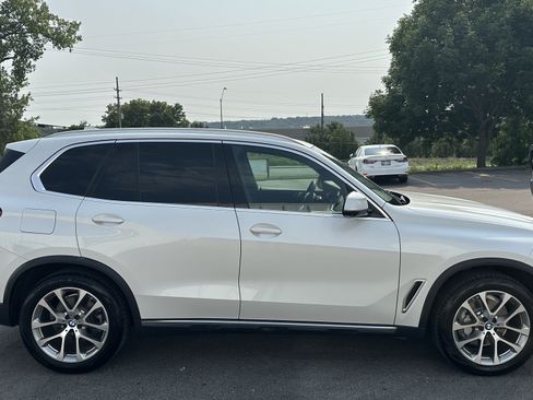 Used 2020 BMW X5 xDrive40i AWD/4WD image 10