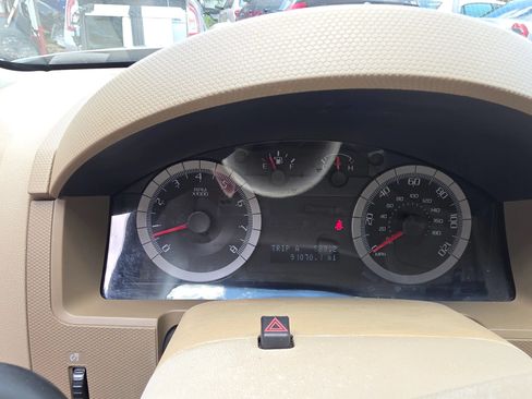 Used 2009 Ford Escape XLT FWD image 9