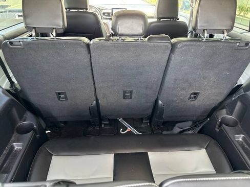 Used 2022 Ford Explorer XLT w/ Equipment Group 202A RWD image 11