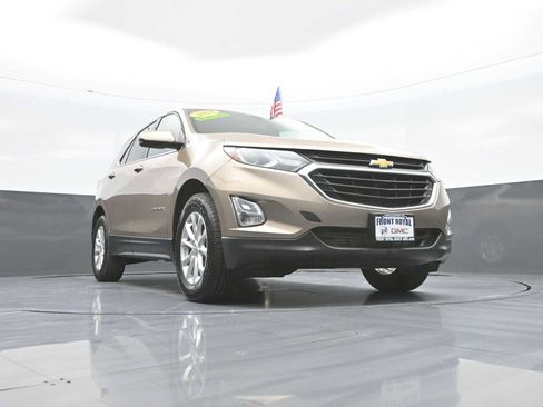 Used 2018 Chevrolet Equinox LT AWD/4WD image 35