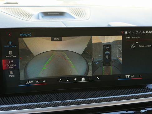 Used 2024 BMW X7 M60i w/ Executive Package image 17