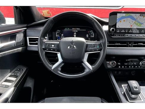 Used 2024 Mitsubishi Outlander Ralliart image 6