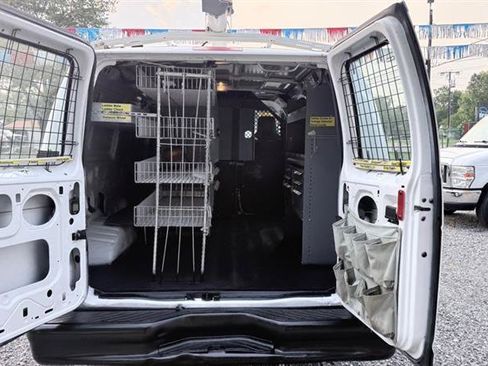 Used 2012 Ford E-150 and Econoline 150 w/ Commercial Cargo Van Pkg RWD image 16