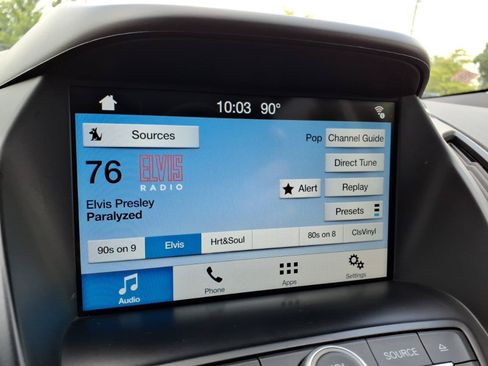 Used 2017 Ford Escape SE w/ Equipment Group 201A AWD/4WD image 16