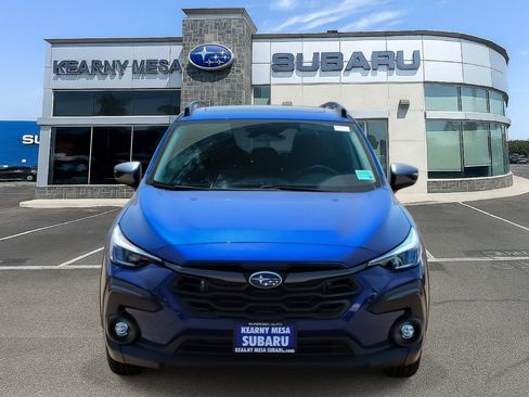 New 2025 Subaru Crosstrek 2.5i Limited w/ Crosstrek Mirror Package image 2