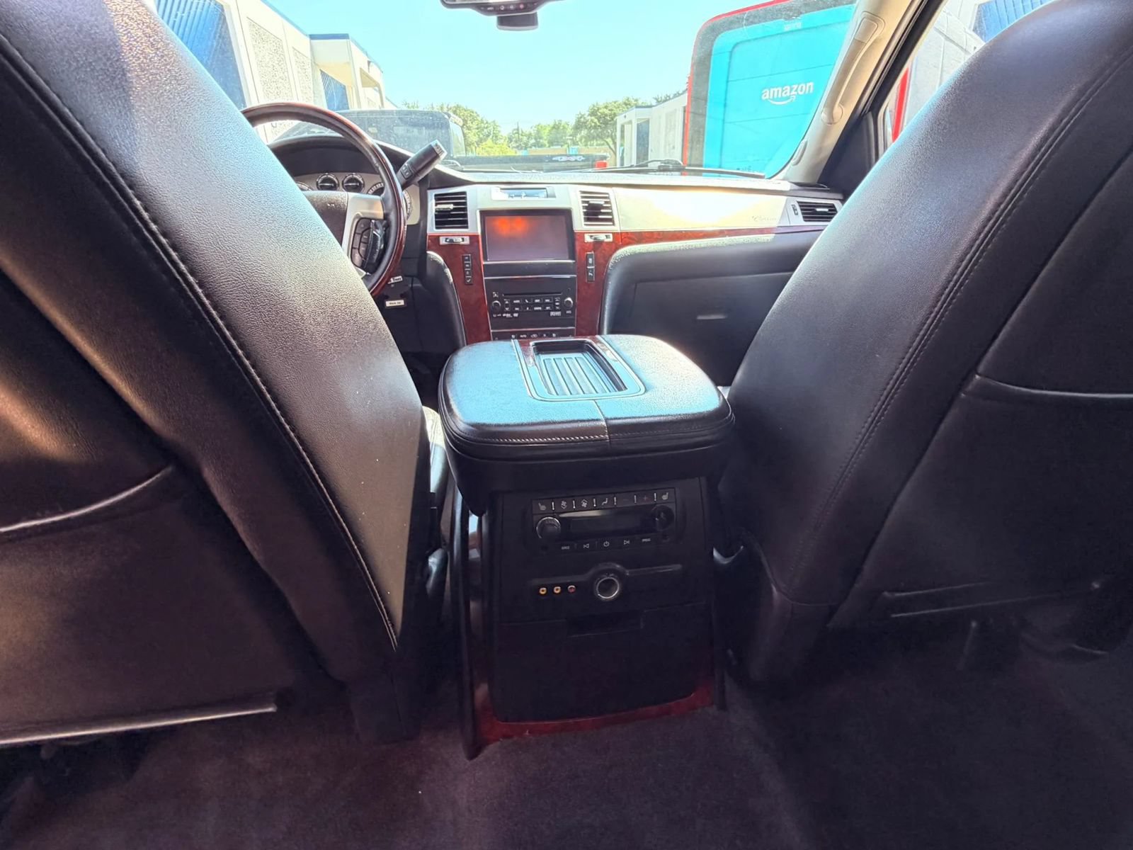 Used 2013 Cadillac Escalade Luxury RWD image 18