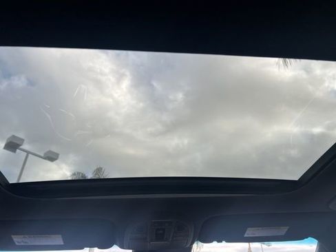 Used 2020 Genesis G70 2.0T w/ Sport Package image 12