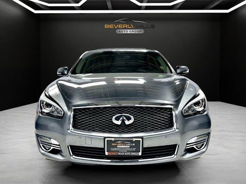 Used 2017 INFINITI Q70 L 3.7 w/ Deluxe Touring Package image 8