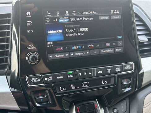 Used 2018 Honda Odyssey EX-L image 26