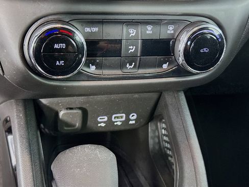 Used 2022 Chevrolet TrailBlazer LT w/ Convenience Package image 20