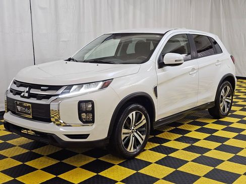 Used 2021 Mitsubishi Outlander Sport SE image 7