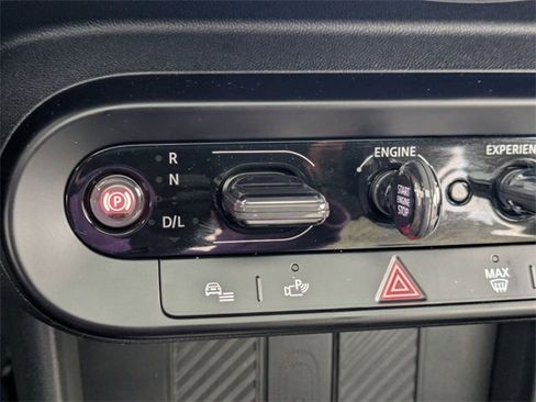 Used 2025 MINI Cooper 2-Door Hardtop image 26