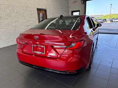 Used 2026 Toyota Camry XLE w/ Premium Package FWD image 7