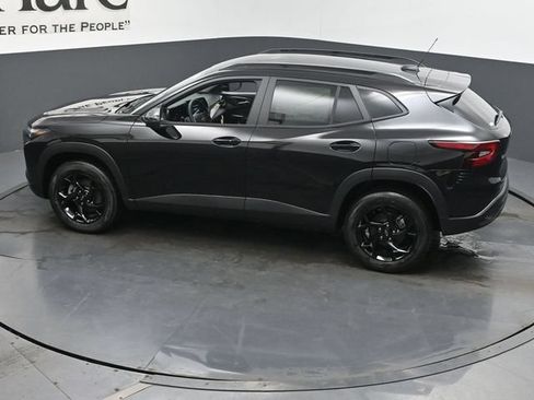 New 2026 Chevrolet Trax LT w/ Driver Confidence Package FWD image 21