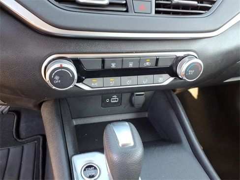 Certified 2024 Nissan Altima 2.5 S image 11