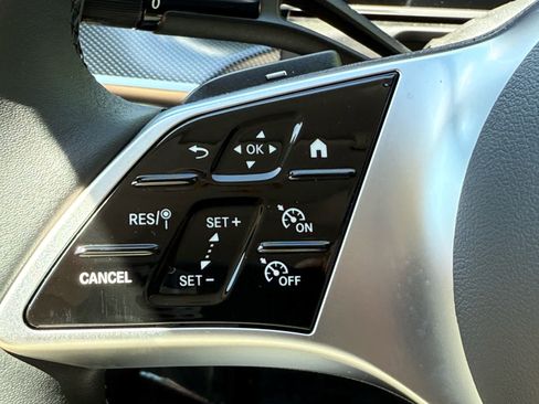 Certified 2025 Mercedes-Benz C 300 4MATIC Sedan image 21