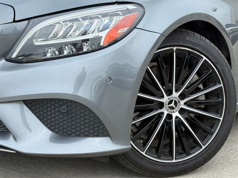 Used 2020 Mercedes-Benz C 300 Sedan image 2