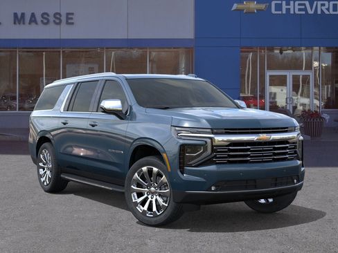 New 2026 Chevrolet Suburban Premier image 7