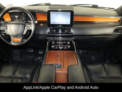 Used 2019 Lincoln Navigator Premiere AWD/4WD image 32