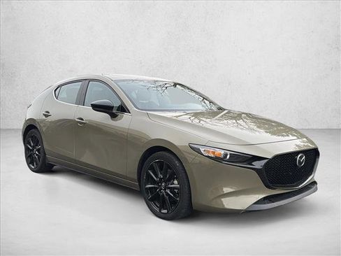 Used 2024 MAZDA MAZDA3 s image 3