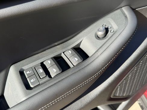 New 2025 Jeep Grand Cherokee Limited w/ Trailer Tow Package image 14