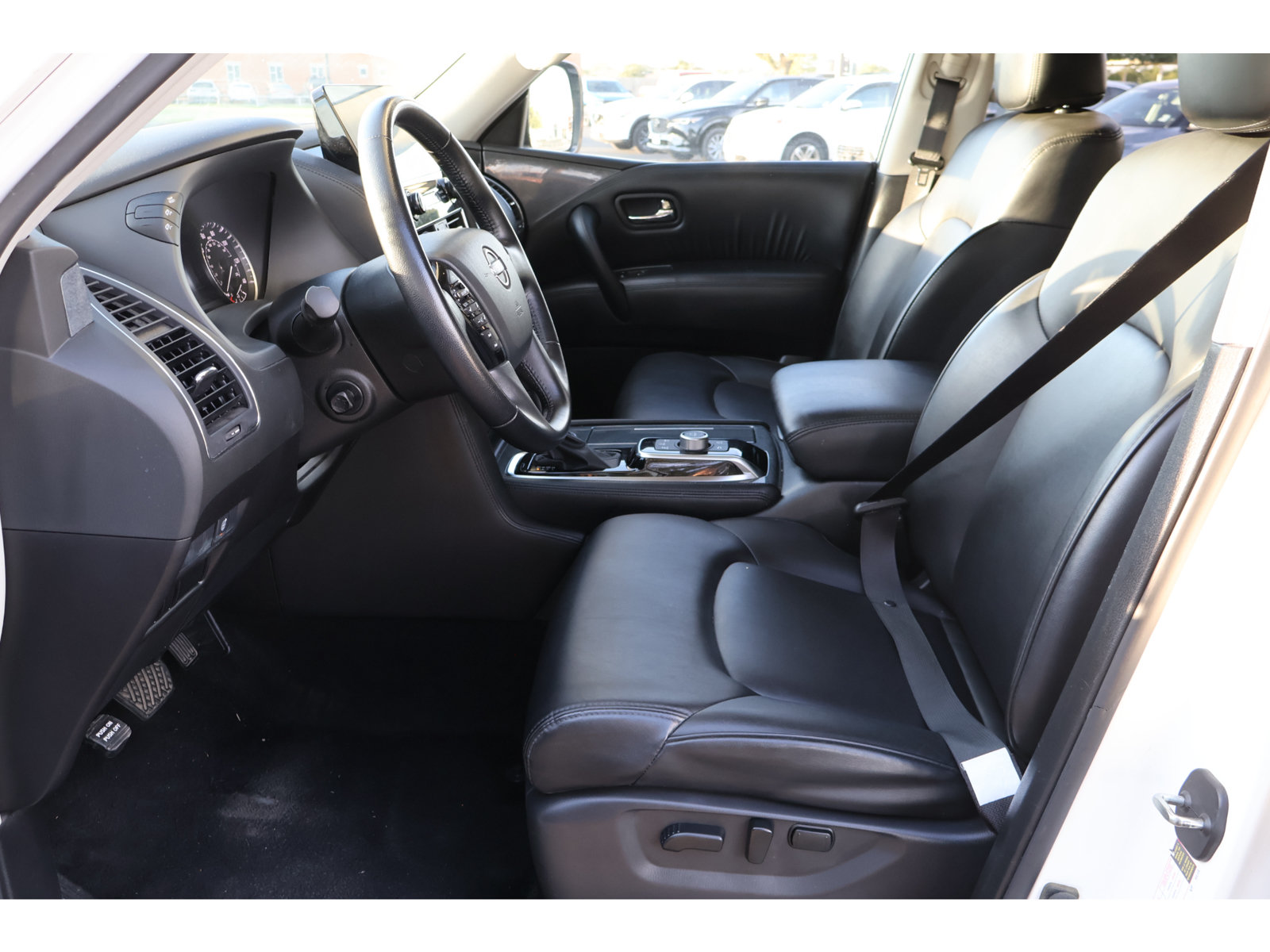 Used 2024 Nissan Armada SV AWD/4WD image 23