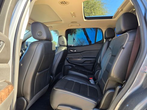 Certified 2021 GMC Acadia Denali w/ Denali Technology Package image 15