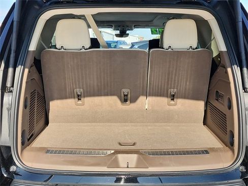 Used 2022 GMC Yukon Denali w/ Denali Ultimate Package image 7