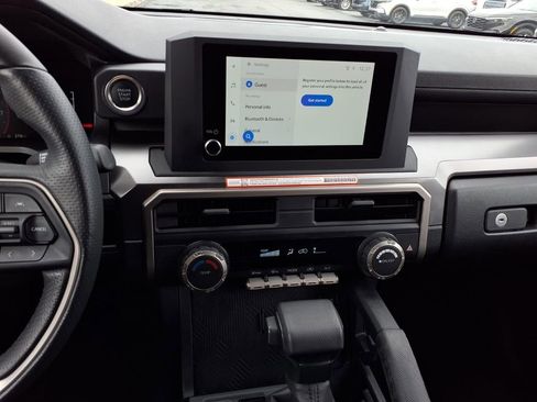 Used 2025 Toyota 4Runner SR5 image 16