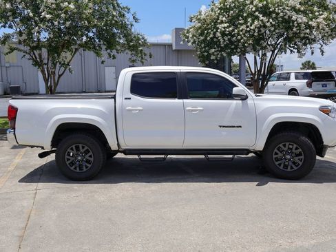 Used 2023 Toyota Tacoma SR5 RWD image 21