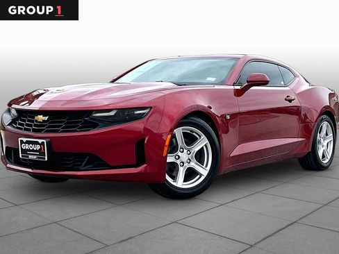 Used 2023 Chevrolet Camaro LT RWD image 1