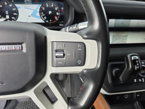 Used 2020 Land Rover Defender 110 S AWD/4WD image 18