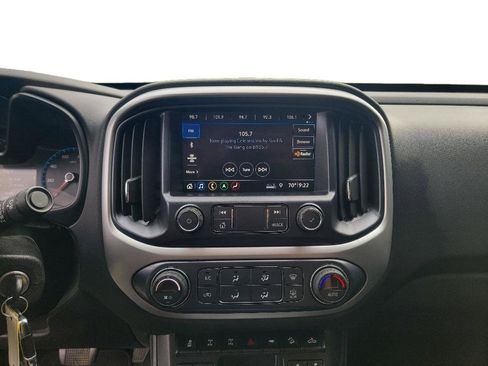 Used 2019 Chevrolet Colorado ZR2 w/ ZR2 Midnight Special Edition AWD/4WD image 19