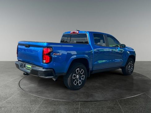 Used 2024 Chevrolet Colorado Z71 w/ Z71 Convenience Package 2 AWD/4WD image 9