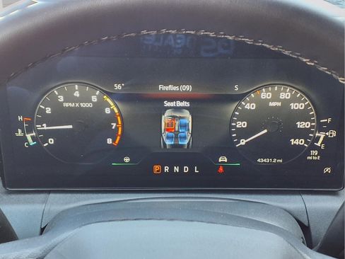 Used 2024 Ford Mustang Convertible RWD image 16