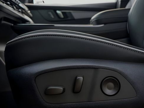 New 2026 Buick Enclave Sport Touring w/ Super Cruise Package image 18