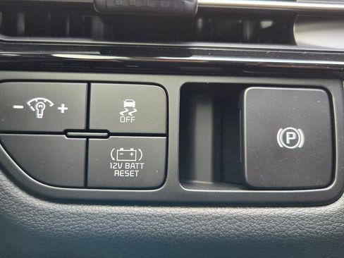 New 2026 Kia Sportage LX image 17