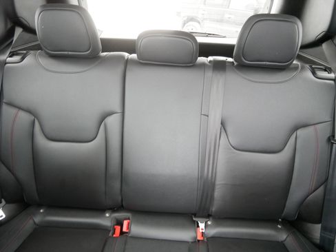 Certified 2023 Jeep Renegade Trailhawk w/ Sun/Sound Group image 13