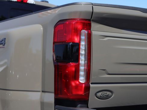 Used 2026 Ford F450 King Ranch w/ Chrome Package image 33