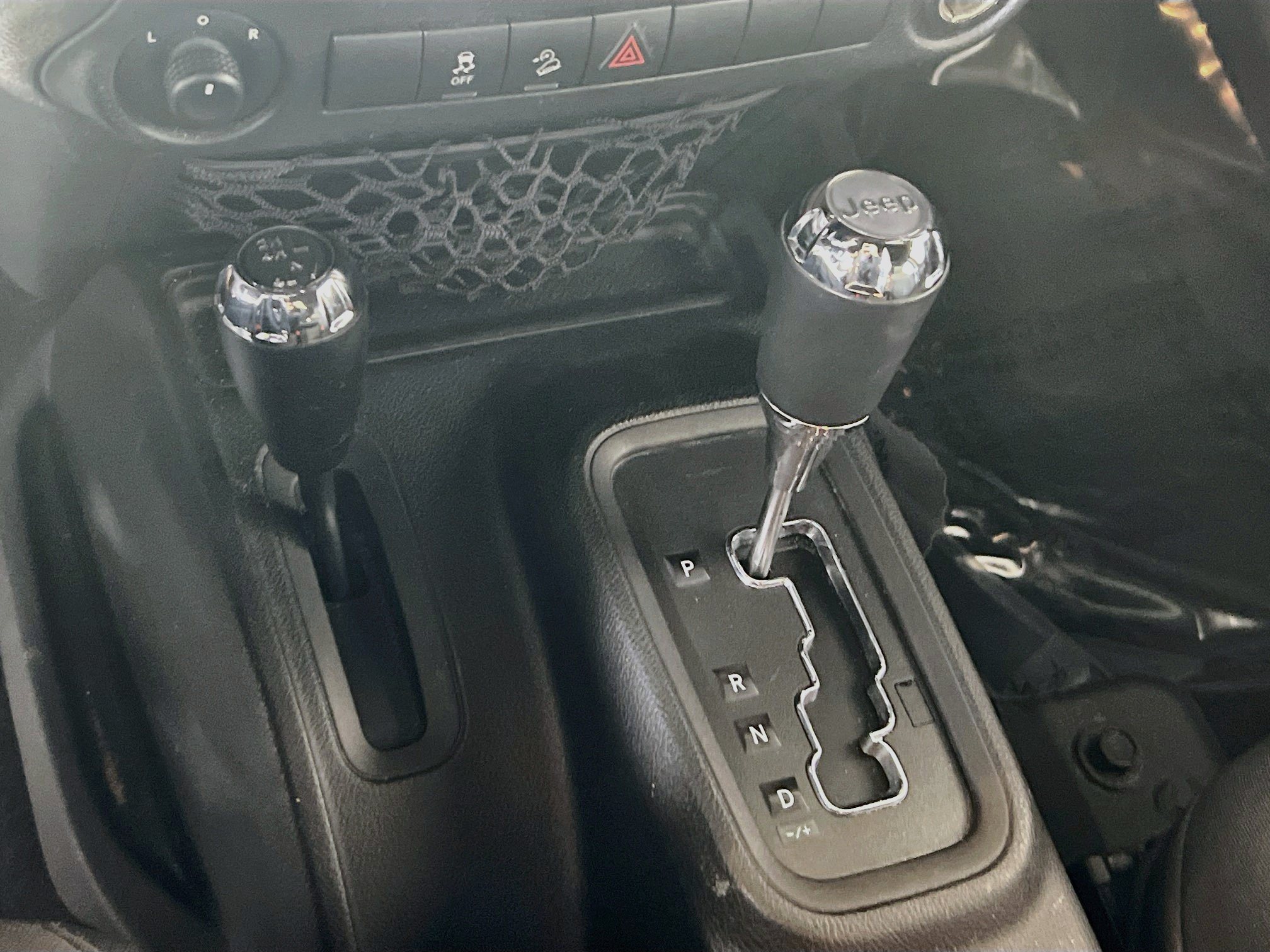 Used 2018 Jeep Wrangler Unlimited Sport S AWD/4WD image 14