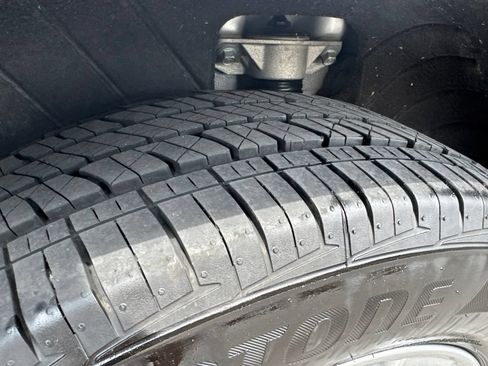 Used 2025 Hyundai Palisade SEL FWD image 48