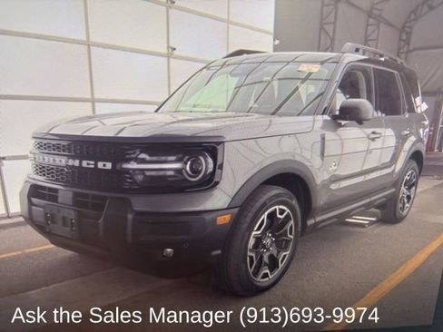 Used 2025 Ford Bronco Sport Outer Banks w/ Outer Banks Tech Package+ image 1