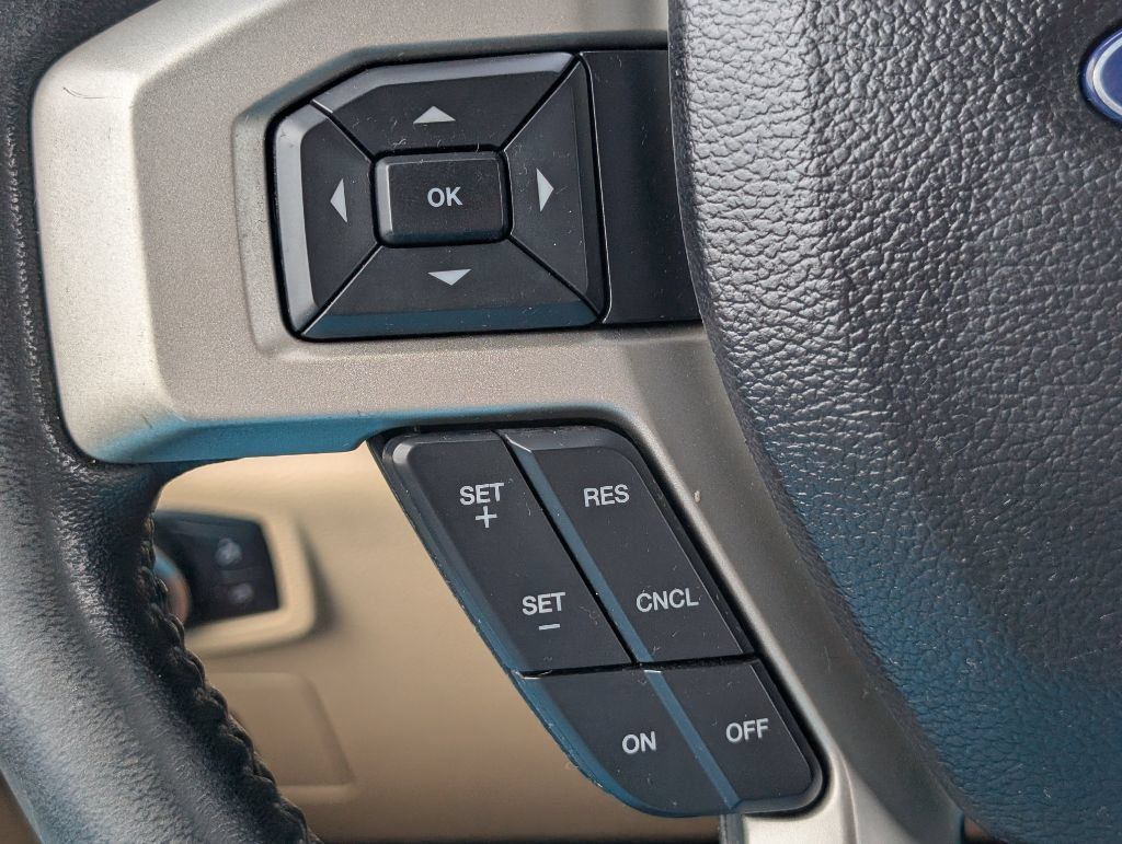 Used 2017 Ford F150 Lariat AWD/4WD image 13