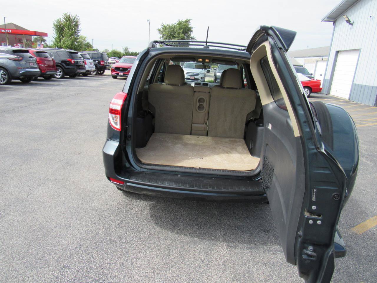 Used 2012 Toyota RAV4 4WD w/ Value Pkg image 36