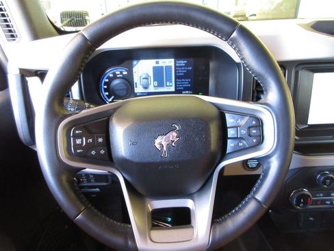 Certified 2022 Ford Bronco Wildtrak AWD/4WD image 14