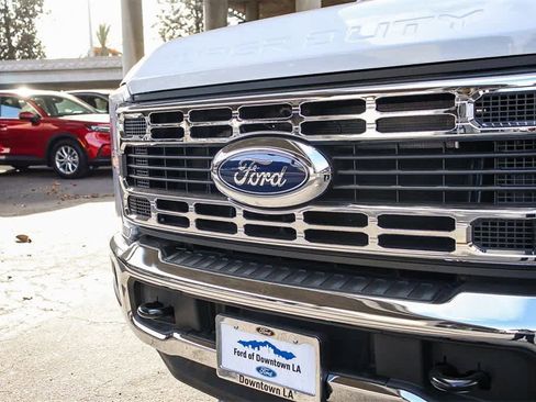 New 2026 Ford F350 XL w/ XL Chrome Package image 5