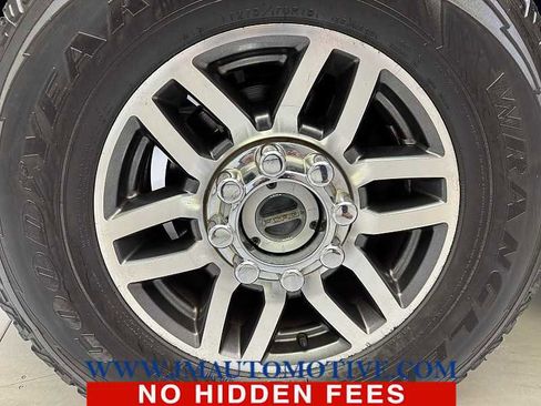 Used 2019 Ford F250 Lariat w/ Lariat Value Package image 9