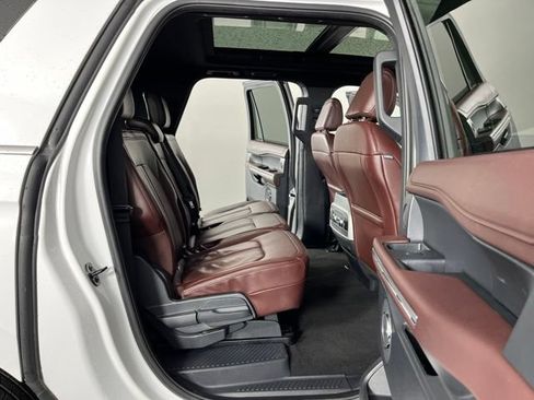 Used 2024 Ford Expedition Max Limited AWD/4WD image 48